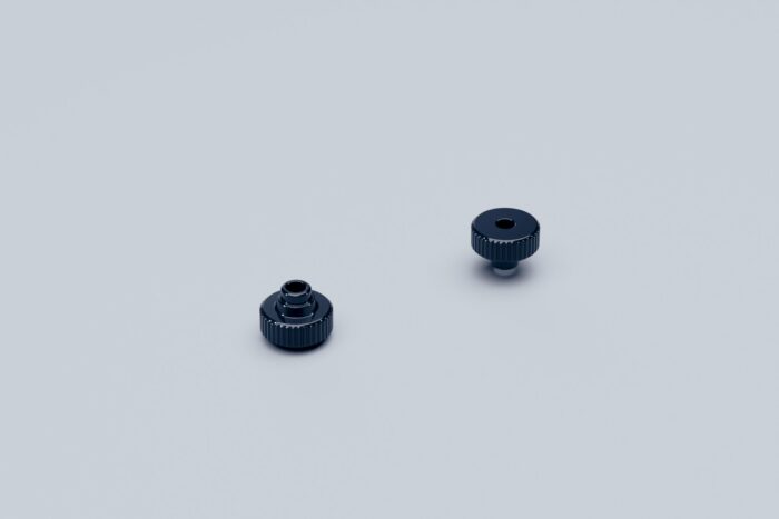 5N640M4E Battery plate thumbscrew - Side (2)