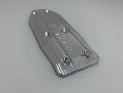Skidplates Team Corally 1/8 Modelle hinten